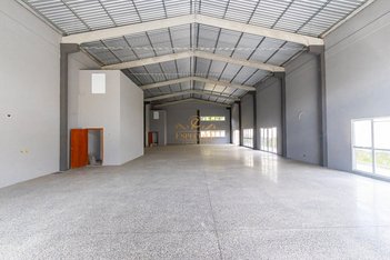 industrial em Rua Nicola Pellanda, Umbará - Curitiba - PR