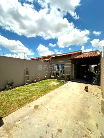 house em Avenida Dona Nequita, Parque Itatiaia - Aparecida de Goiânia - GO