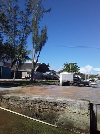 industrial em Rua Dolores Duran, Bosque Beira Rio - Rio das Ostras - RJ