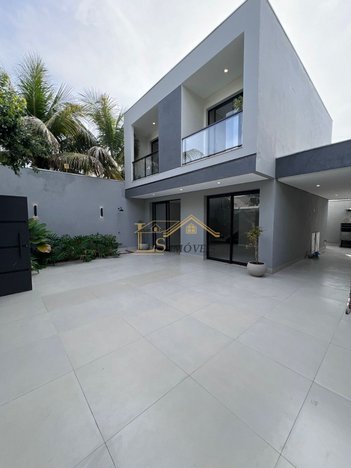 house em Praça Doutor Carlos Versiani, Centro - Montes Claros - MG