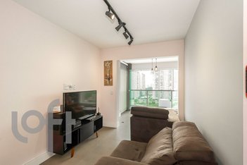 apartment em Rua Bento Branco de Andrade Filho, Jardim Dom Bosco - São Paulo - SP