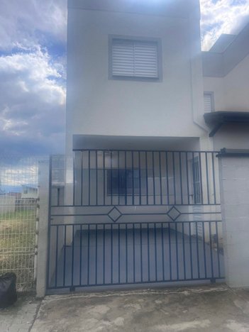 house em Rua Geraldo Teixeira de Souza, Jardim Regina (Moreira César) - Pindamonhangaba - SP