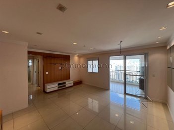 apartment em Rua José Gomes Falcão, Parque Industrial Tomas Edson - São Paulo - SP