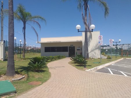 Cômodo Condomínio