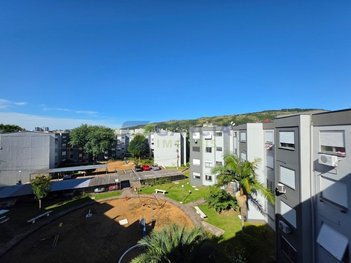 apartment em Rua Tenente Ary Tarrago, Jardim Itu - Porto Alegre - RS