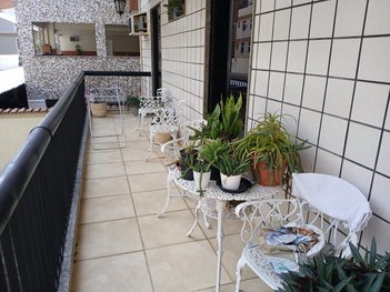 apartment em Rua Mata Grande, Vila Valqueire - Rio de Janeiro - RJ