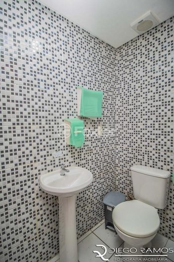 commercial_property em Avenida Taquara, Petrópolis - Porto Alegre - RS