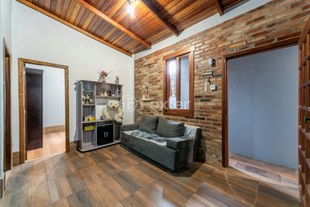 house em Rua Chile, Jardim Botânico - Porto Alegre - RS
