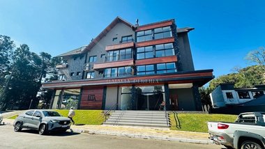 business em Avenida das Hortênsias, Centro - Gramado - RS