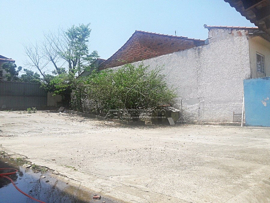 4 Terreno