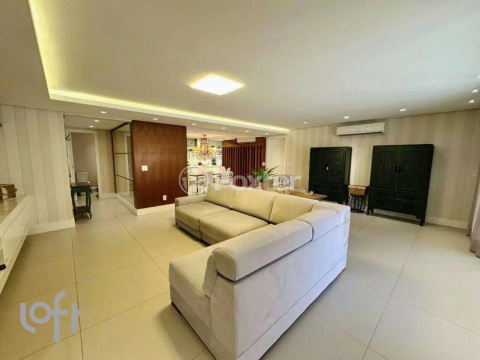 SALA1.jpg