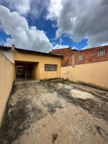 house em Avenida Alfredo Nasser, Jardim Riviera - Aparecida de Goiânia - GO