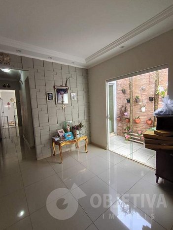 house em Rua da Cereja, Pacaembu - Uberlândia - MG