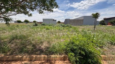 land_lot em Avenida Doutor Breno Machado Gomes, Residencial Colinas do Engenho I - Limeira - SP