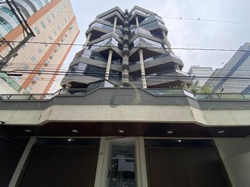 apartment em Rua 208, Meia Praia - Itapema - SC