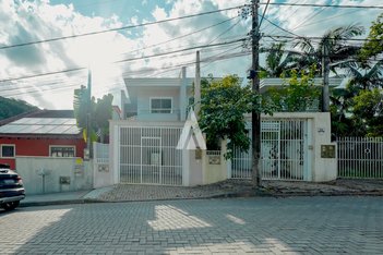 house em Rua Sol, Glória - Joinville - SC