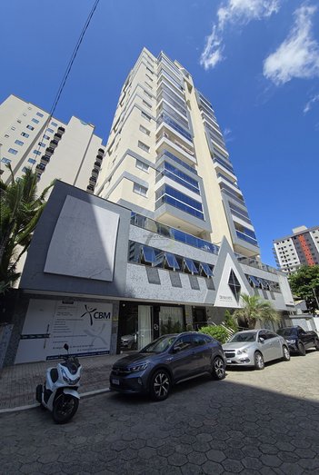 apartment em Rua 256, Meia Praia - Itapema - SC