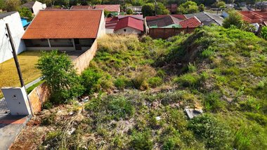 land_lot em Rua Paschoal Ghelardi, Colúmbia - Londrina - PR