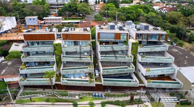 apartment em Rua Carlos Huber, Três Figueiras - Porto Alegre - RS