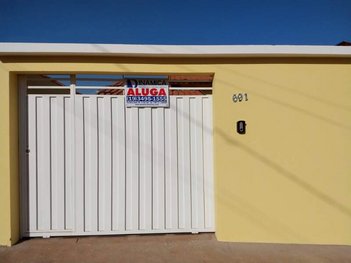 house em Rua Júlio Cardoso de Moraes, Jardim Angelo Forner - Engenheiro Coelho - SP