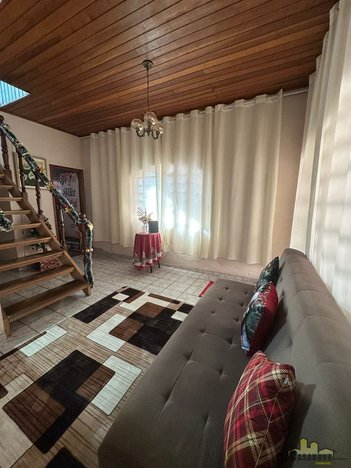 house em Rua Trinta, Veraneio Irajá - Jacareí - SP