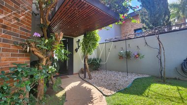 house em Rua Armando Eurico Stocco, Jardim Botânico (Sousas) - Campinas - SP