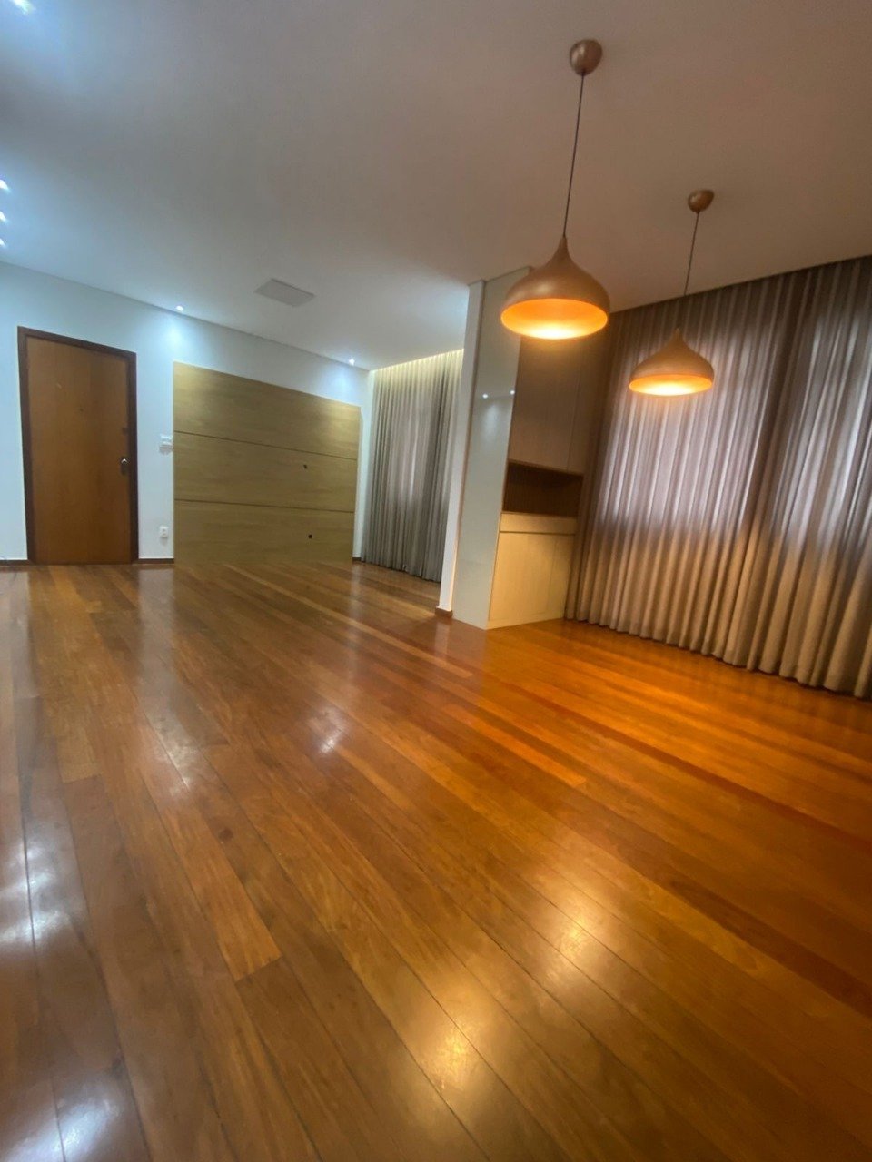 Apartamento com 4 quartos — Castelo, Belo Horizonte