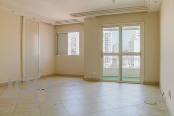 apartment em Rua Breno Ferraz do Amaral, Vila Firmiano Pinto - São Paulo - SP