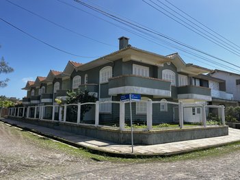 house em Rua Rio Carreiro, Centro - Xangri-Lá - RS