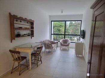 apartment em Rua Professor Milton Sullivan, Carvoeira - Florianópolis - SC