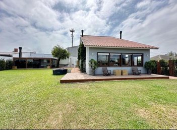 house em Avenida Esmeralda, Rainha do Mar - Xangri-Lá - RS