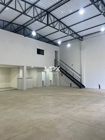 industrial em Rua Américo Vespúcio, São Luiz - Piracicaba - SP