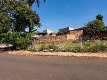 land_lot em Rua Óleo Pardo, Leonor - Londrina - PR