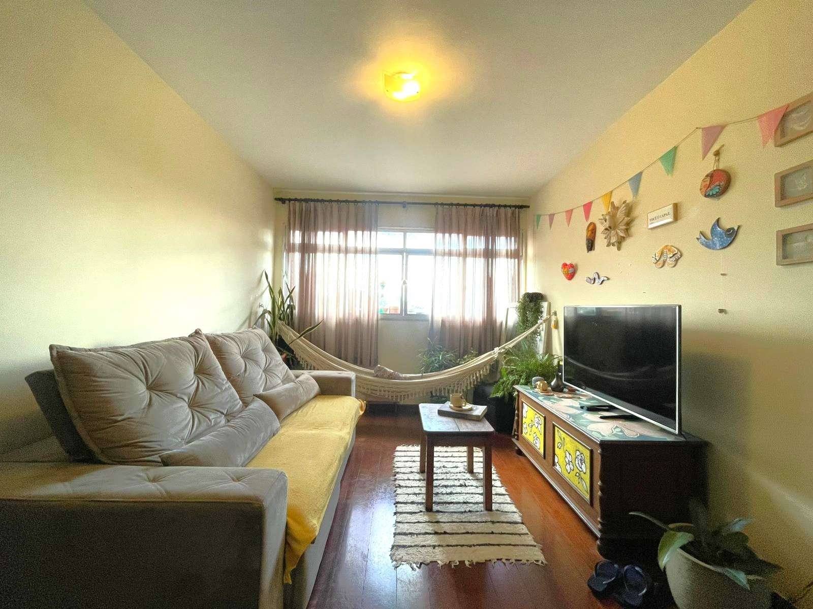 Apartamento com 3 quartos — Santa Efigênia, Belo Horizonte