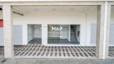 business em Avenida Paraná, Bacacheri - Curitiba - PR