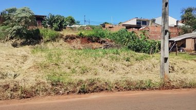 land_lot em Avenida Juvenal Pietraroia, Colúmbia - Londrina - PR