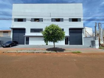 industrial em Augusto Guerino, Portal de Versalhes 1 - Londrina - PR