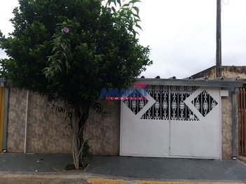 house em das Amarilis, Jardim Primavera - Jacareí - SP