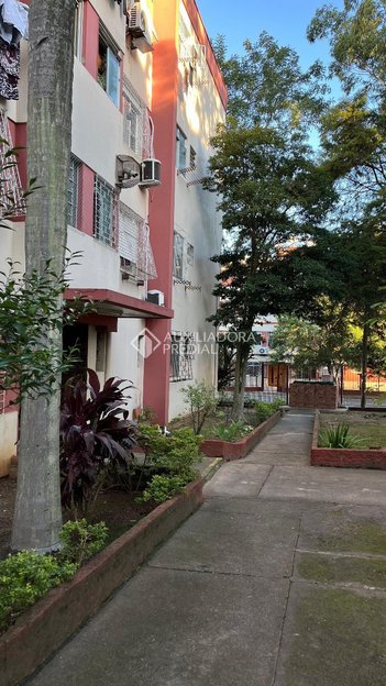 apartment em Rua Carlos Estevão, Jardim Leopoldina - Porto Alegre - RS