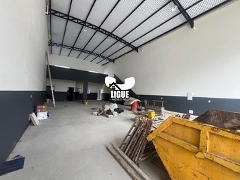 industrial em Rua Vicente Celestino, Jardim Sônia Maria - Mauá - SP