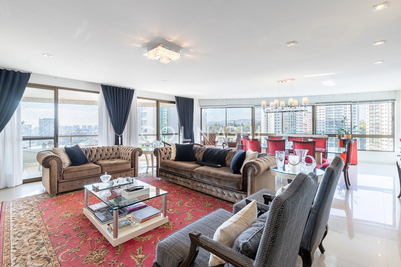 Apartamento à venda na Rua Alceu Wamosy - Colnaghi imóveis