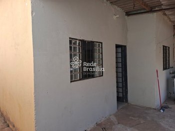 house em QR 205 Conjunto 6, Samambaia Norte (Samambaia) - Brasília - DF