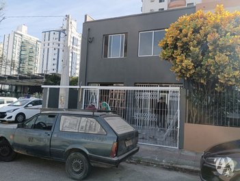 house em Rua José Boiteux, Centro - Florianópolis - SC