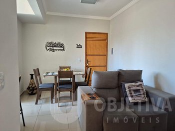 apartment em Avenida Doutor Misael Rodrigues de Castro, Santa Mônica - Uberlândia - MG