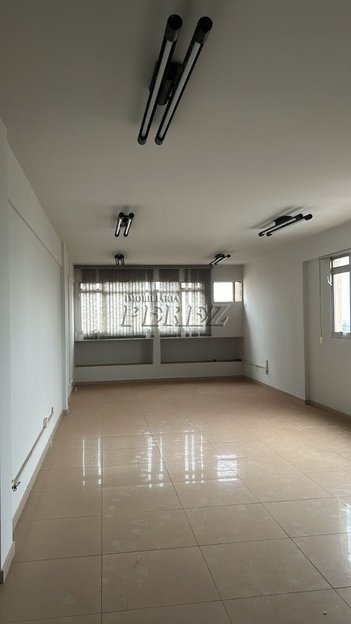 office em Rua Senador Souza Naves, Centro - Londrina - PR