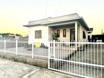 house em Rua Henrique Lage, Centro - Balneário Rincão - SC