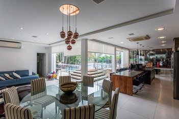 house em Rua Nelson Eggas, Parque Residencial Alcântara - Londrina - PR