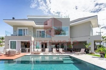 house em Rua das Carapitingas, Jurerê Internacional - Florianópolis - SC