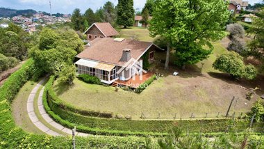 house em Rua Laurinda da Matta, Alto da Vila Inglesa - Campos do Jordão - SP