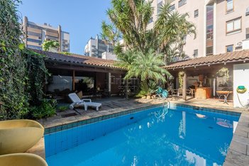house em Rua Carlos Trein Filho, Auxiliadora - Porto Alegre - RS
